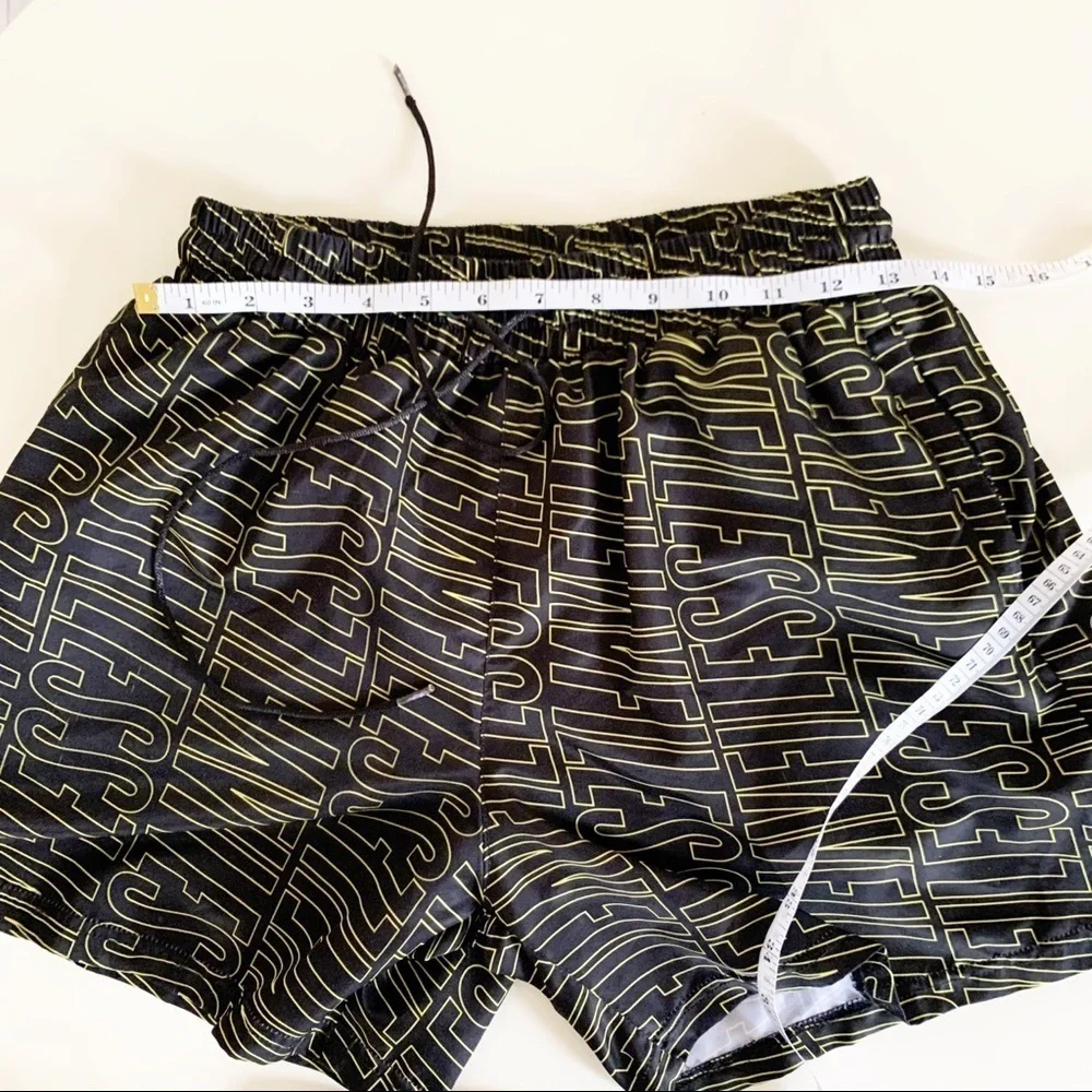 VFILES Men’s 5” Logo Swim Shorts Black Size Medium